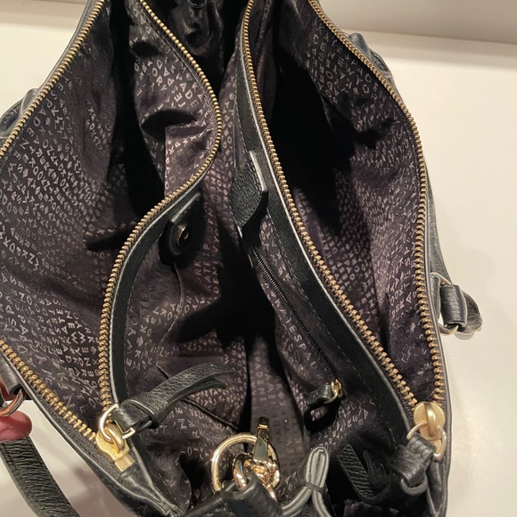 Barely used AUTHENTIC Kate Spade Black Leather Shoulder Tote - Picture 5 of 6
